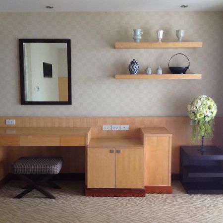 Gardengrove Suites Μπανγκόκ Δωμάτιο φωτογραφία